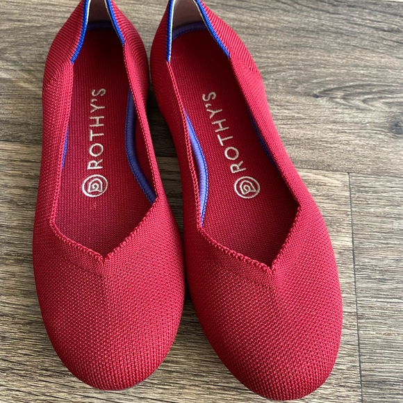 SOLD Rothy’s Red Brand New - Picture 2 of 7